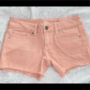 American eagle peach cutoff style stretch shorts 2